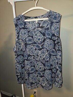 Cristina B. Blue Paisley Print Sleeveless Top | Size XXL | Lightweight Blouse